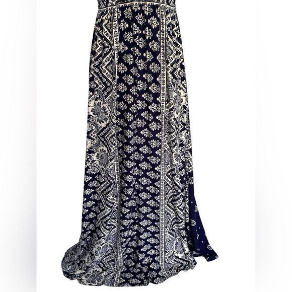 Soma Navy Elegant Navy and White Patterned Sleeveless V Neck Maxi Dress Size XS - Picture 9 of 9